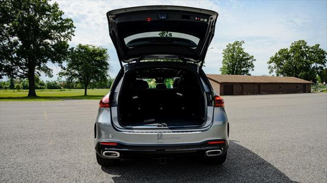 new 2025 Mercedes-Benz GLE 580 car, priced at $103,040