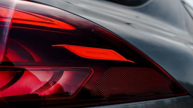 new 2025 Mercedes-Benz GLE 580 car, priced at $103,040