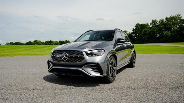 new 2025 Mercedes-Benz GLE 580 car, priced at $103,040