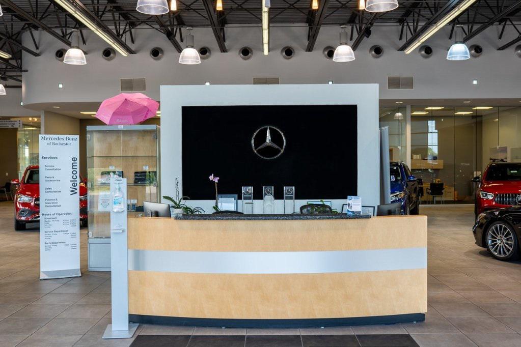 used 2018 Mercedes-Benz GLC 300 car, priced at $19,995