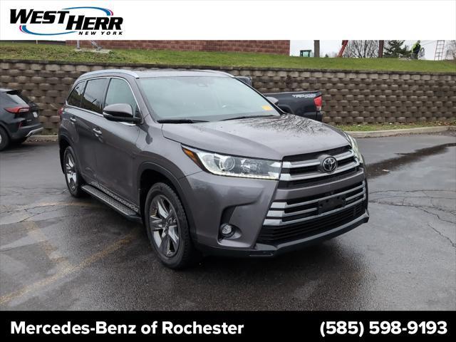 used 2019 Toyota Highlander car, priced at $29,839