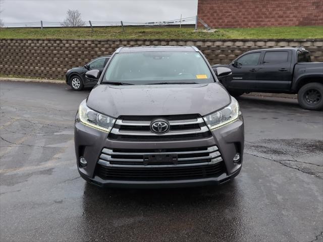 used 2019 Toyota Highlander car, priced at $29,839