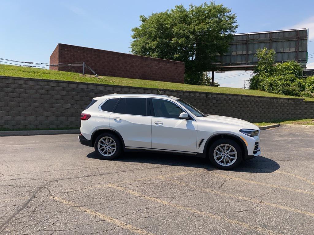 used 2022 BMW X5 car, priced at $37,499