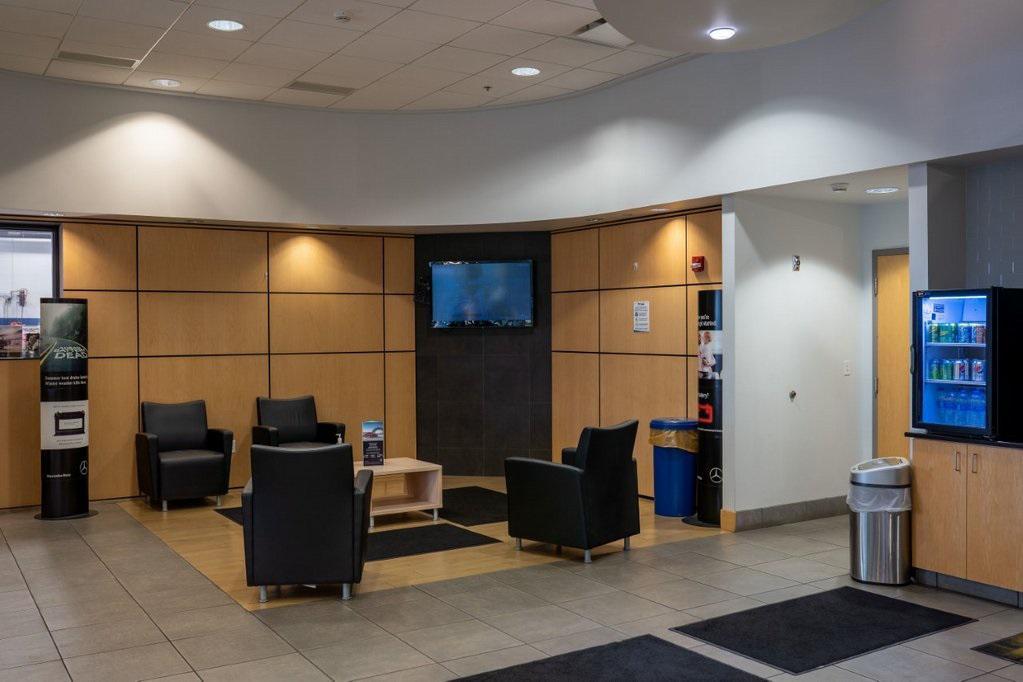 used 2021 Mercedes-Benz GLC 300 car, priced at $29,899