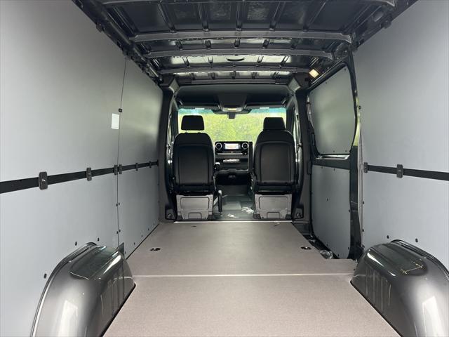 new 2025 Mercedes-Benz Sprinter 2500 car, priced at $69,211