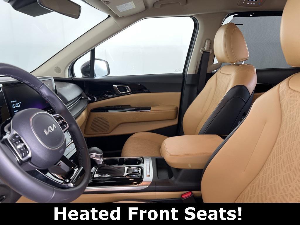 used 2023 Kia Carnival car, priced at $31,995
