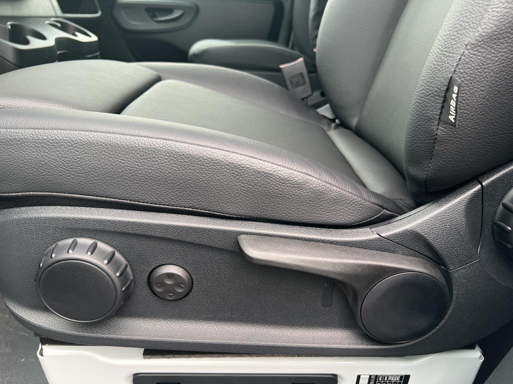 new 2025 Mercedes-Benz Sprinter 2500 car, priced at $68,778