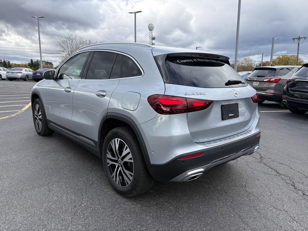 used 2025 Mercedes-Benz GLA 250 car, priced at $44,995