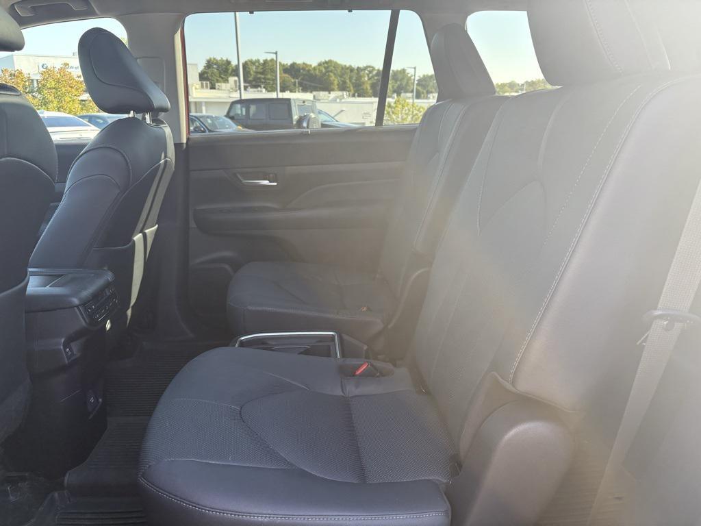 used 2025 Toyota Grand Highlander car, priced at $54,995