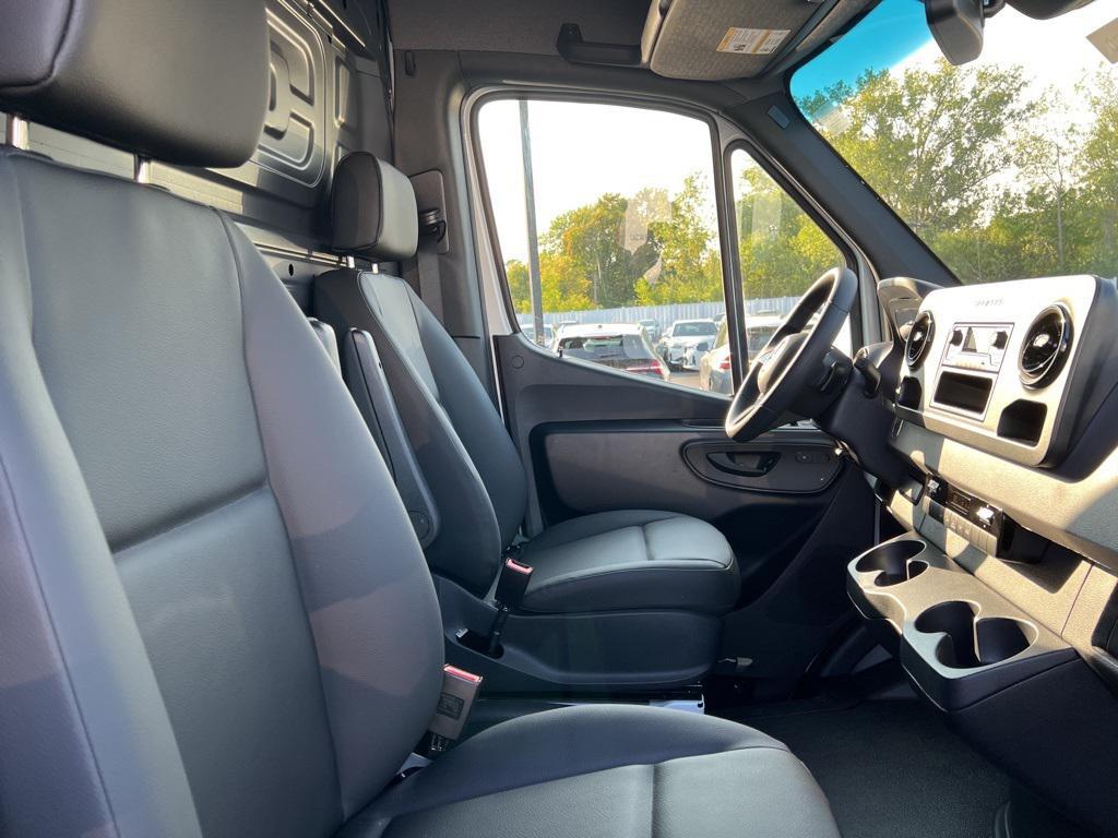 new 2025 Mercedes-Benz Sprinter 2500 car, priced at $65,832