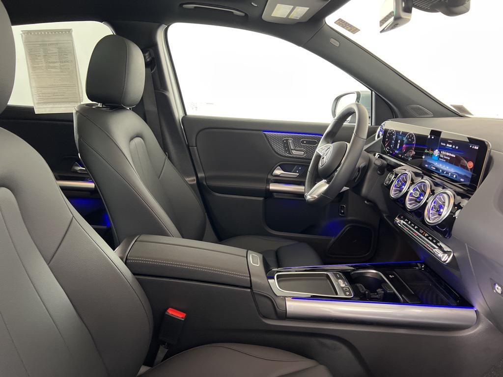 used 2025 Mercedes-Benz GLA 250 car, priced at $44,789