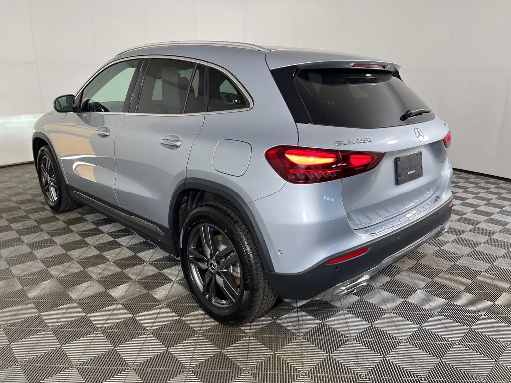 used 2025 Mercedes-Benz GLA 250 car, priced at $44,789
