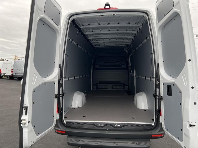 new 2025 Mercedes-Benz Sprinter 2500 car, priced at $63,262