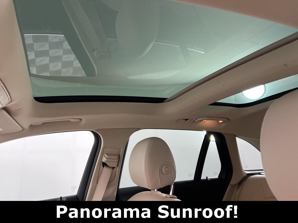 used 2022 Mercedes-Benz GLC 300 car, priced at $35,679