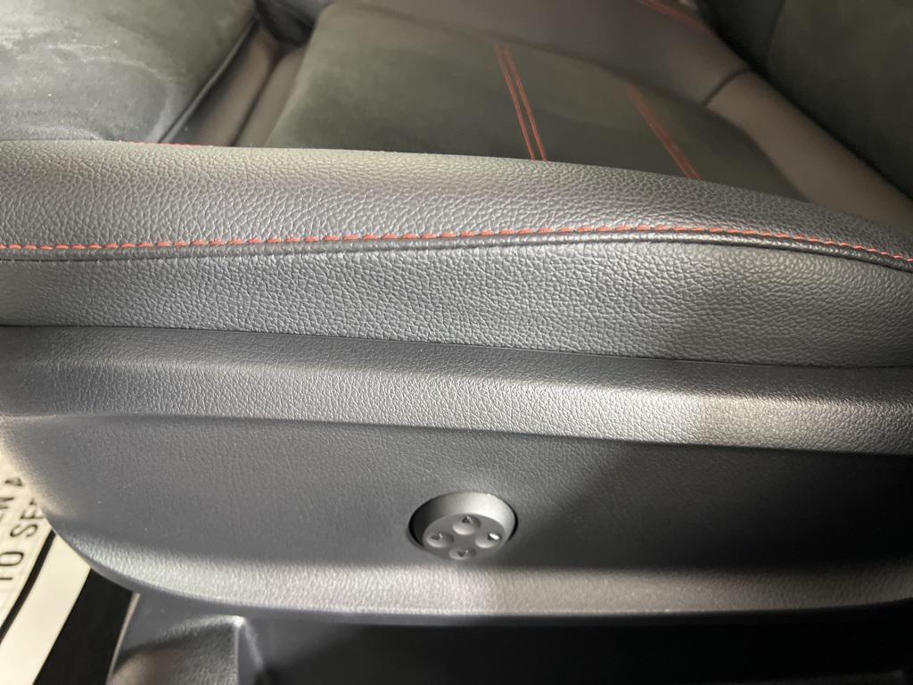 used 2025 Mercedes-Benz GLA 250 car, priced at $44,995