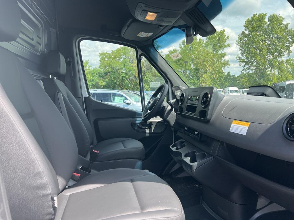 new 2025 Mercedes-Benz Sprinter 2500 car, priced at $68,872