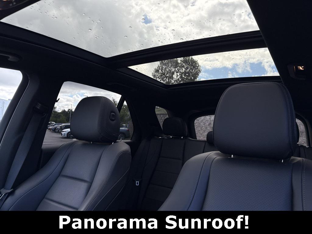 used 2022 Mercedes-Benz GLE 350 car, priced at $46,995
