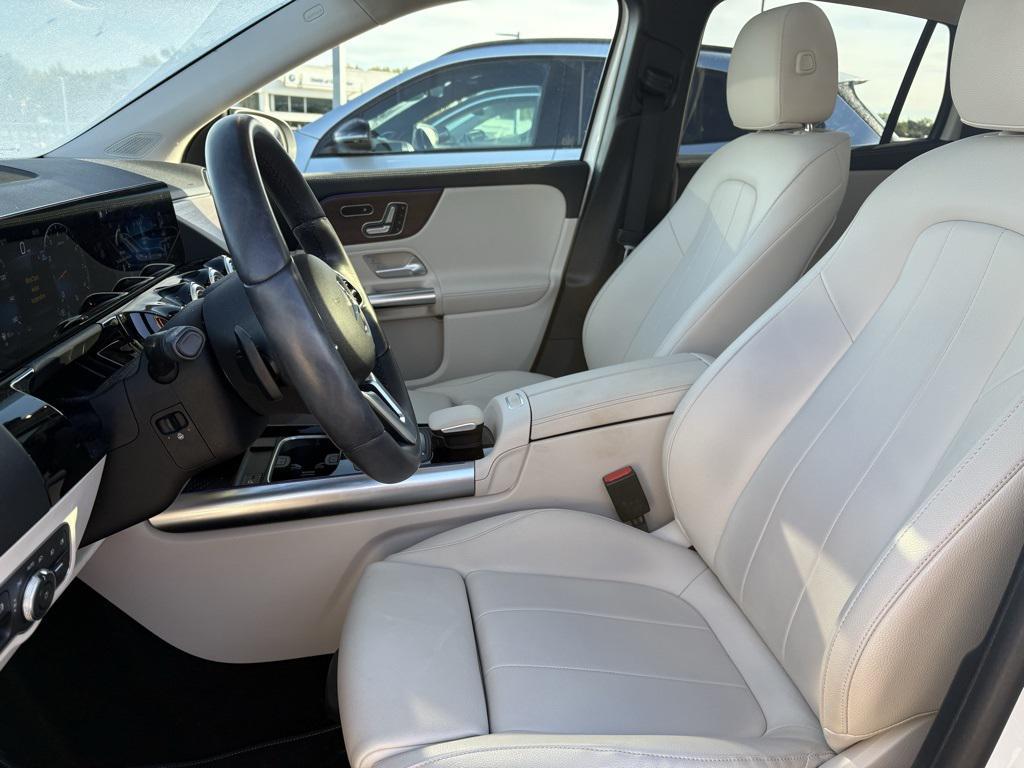 used 2022 Mercedes-Benz GLA 250 car, priced at $32,879