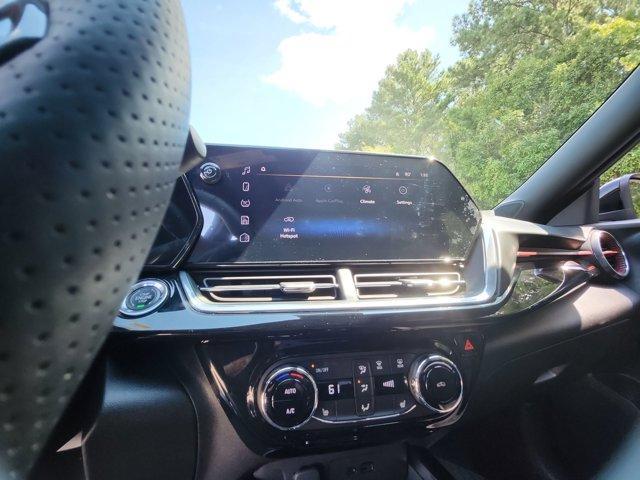 used 2025 Chevrolet Trax car, priced at $24,400