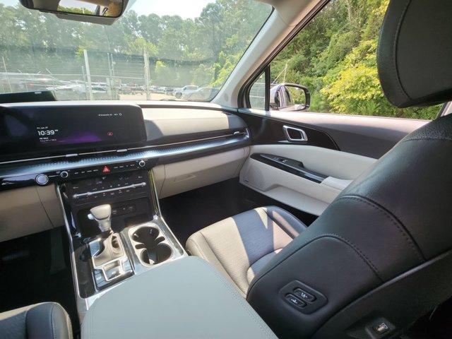 used 2024 Kia Carnival car, priced at $42,500