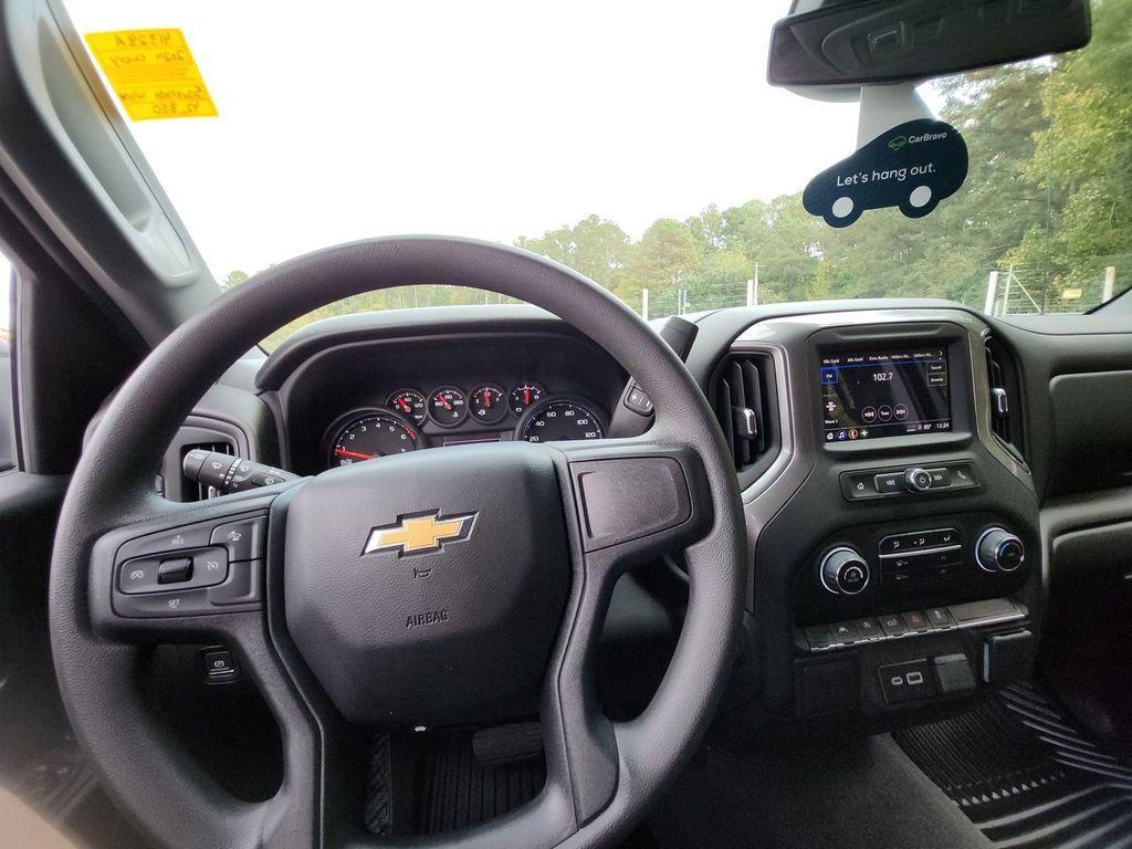 used 2024 Chevrolet Silverado 1500 car, priced at $41,900