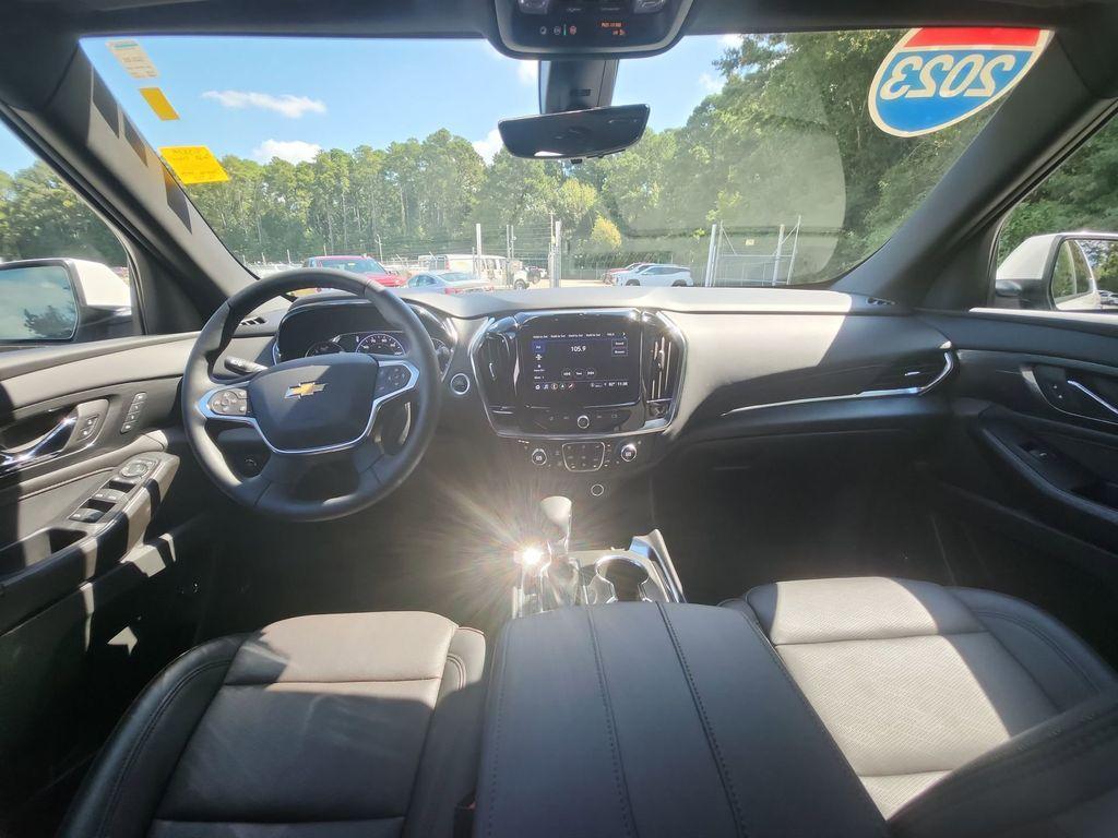 used 2023 Chevrolet Traverse car, priced at $38,200
