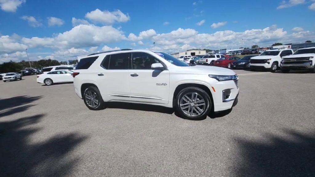 used 2023 Chevrolet Traverse car, priced at $38,200