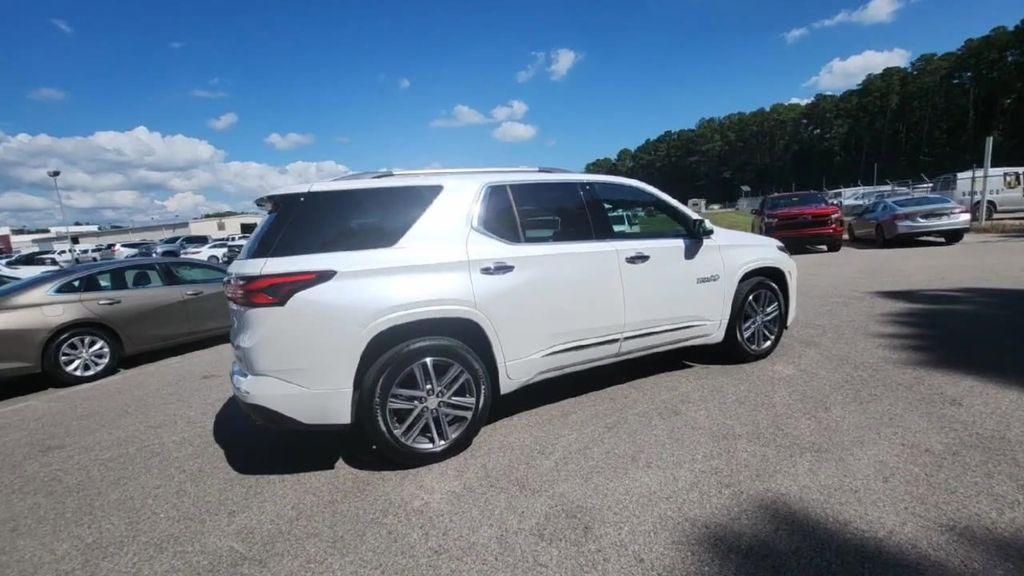 used 2023 Chevrolet Traverse car, priced at $38,200