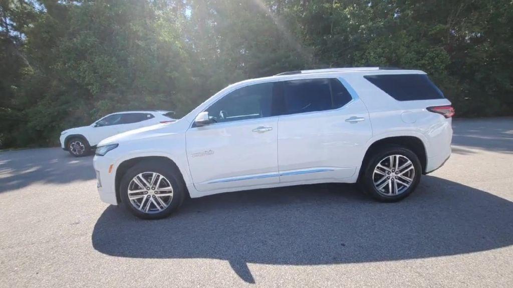 used 2023 Chevrolet Traverse car, priced at $38,200