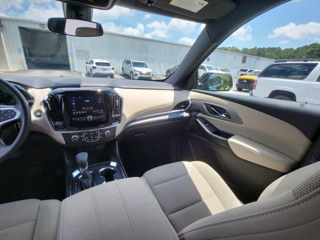 used 2023 Chevrolet Traverse car, priced at $28,350