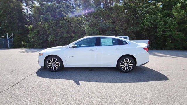 new 2025 Chevrolet Malibu car, priced at $27,403