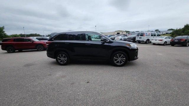 used 2019 Toyota Highlander car, priced at $26,750