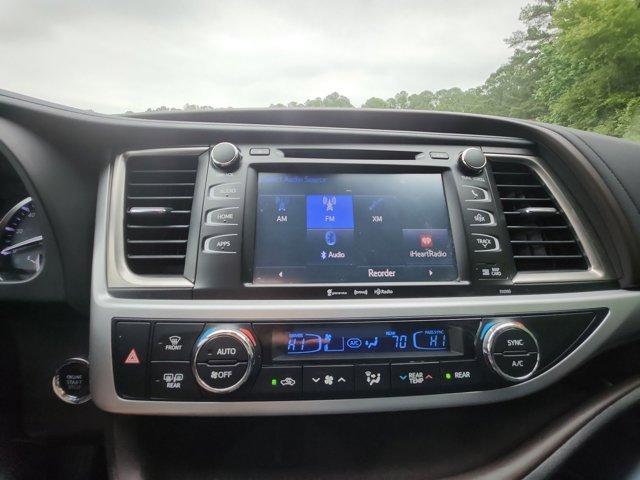 used 2019 Toyota Highlander car, priced at $26,750