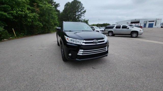 used 2019 Toyota Highlander car, priced at $26,750