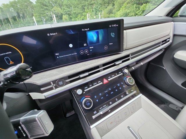 used 2024 Hyundai Santa Fe car, priced at $42,000