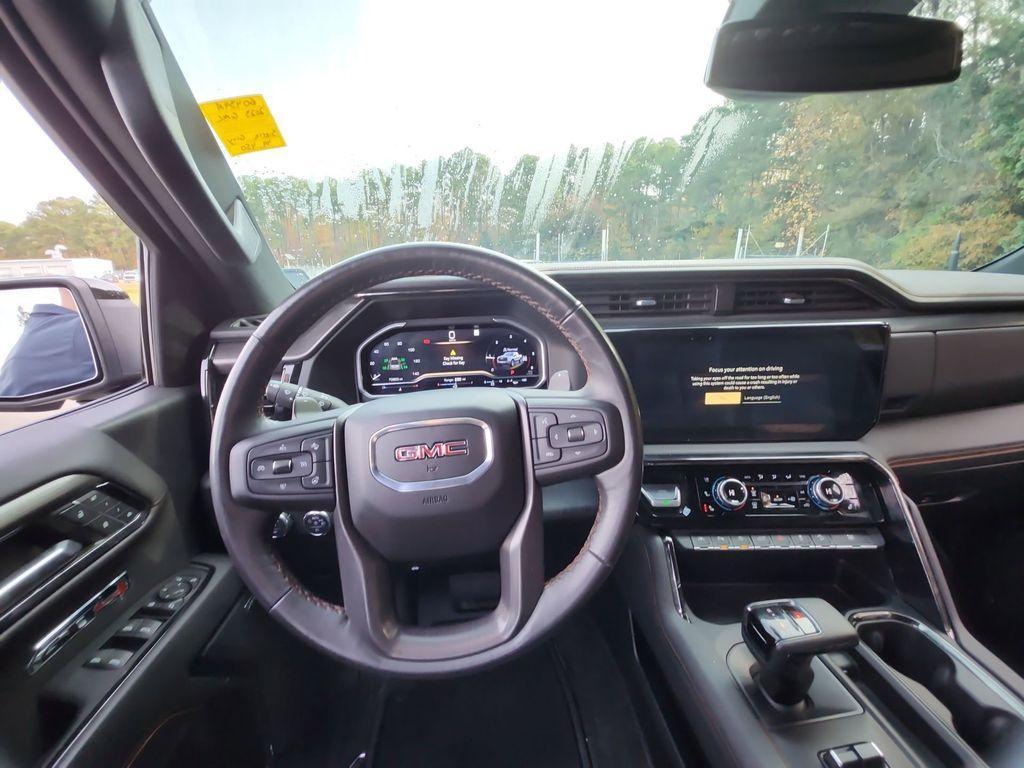 used 2023 GMC Sierra 1500 car, priced at $45,995