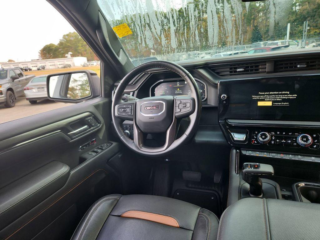 used 2023 GMC Sierra 1500 car, priced at $45,995