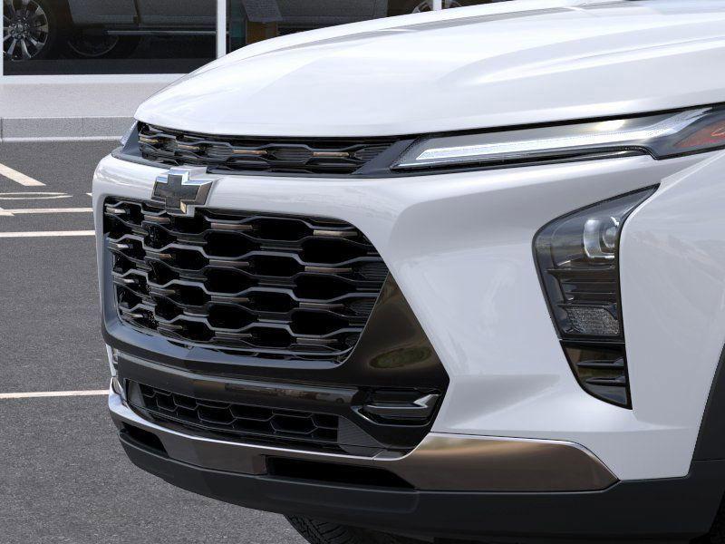 new 2025 Chevrolet Trax car, priced at $24,742