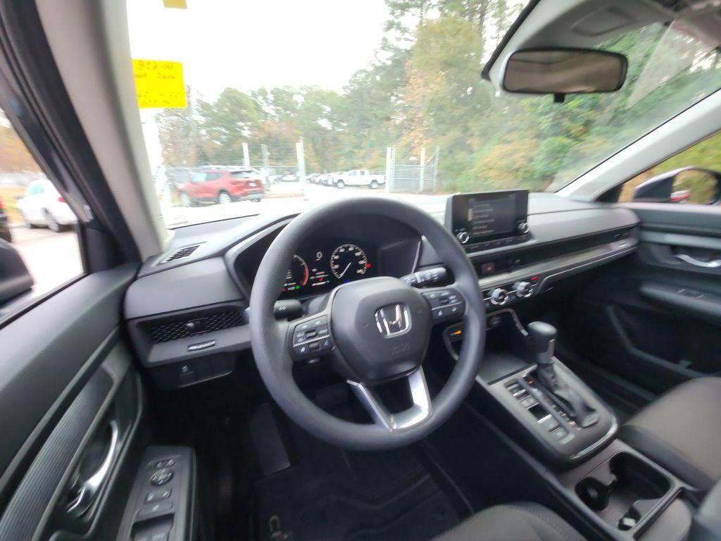 used 2025 Honda CR-V car, priced at $29,600