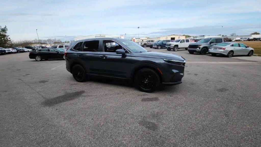 used 2025 Honda CR-V car, priced at $29,600