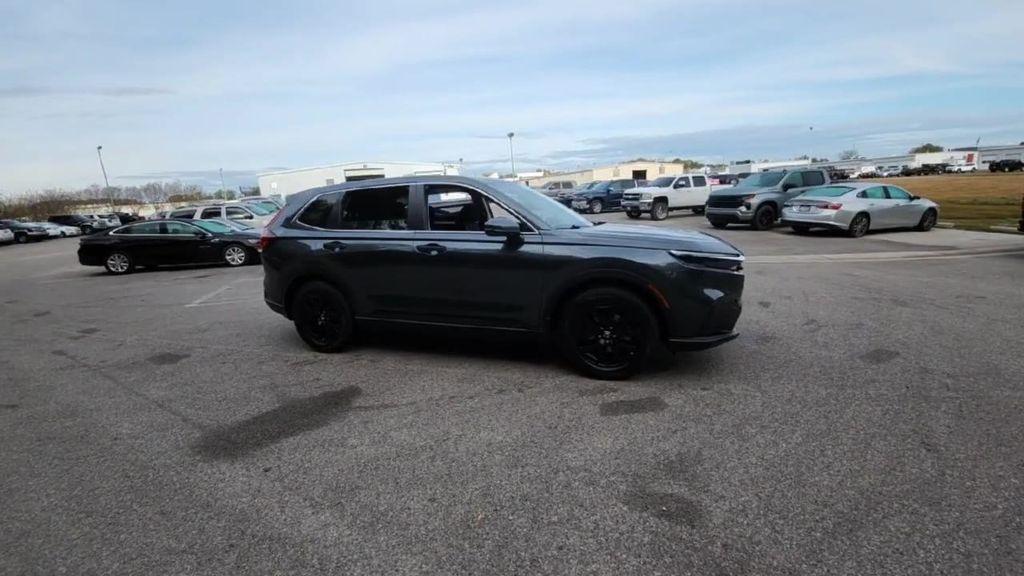 used 2025 Honda CR-V car, priced at $29,600