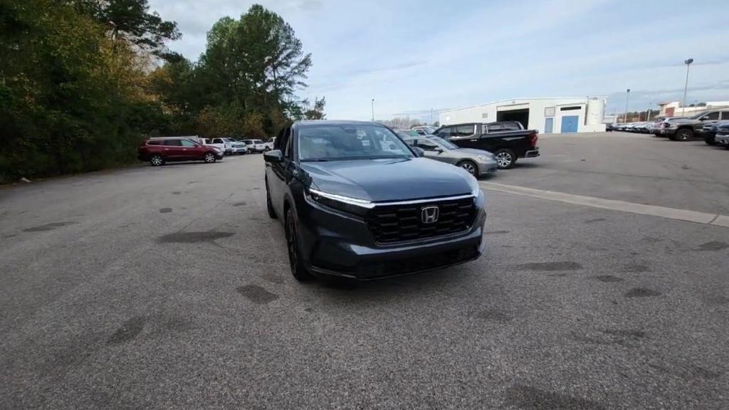 used 2025 Honda CR-V car, priced at $29,600