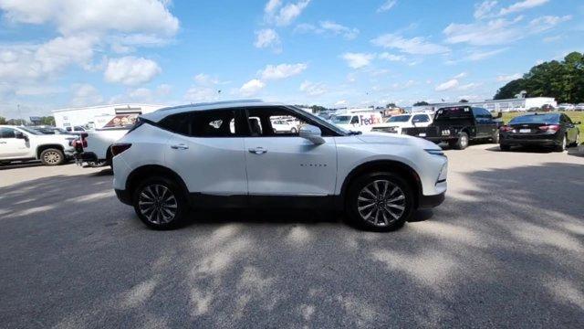 used 2025 Chevrolet Blazer car, priced at $39,995