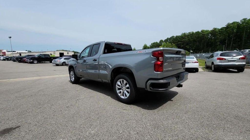 new 2024 Chevrolet Silverado 1500 car, priced at $41,703