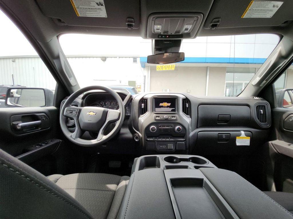 new 2024 Chevrolet Silverado 1500 car, priced at $41,703