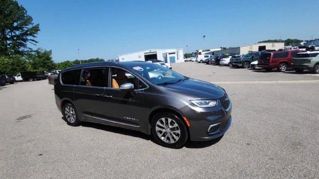 used 2023 Chrysler Pacifica Hybrid car, priced at $36,500