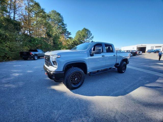used 2025 Chevrolet Silverado 2500 car, priced at $72,900