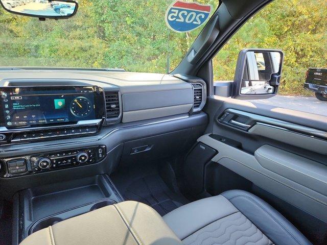 used 2025 Chevrolet Silverado 2500 car, priced at $72,900
