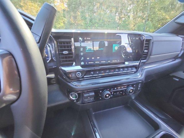 used 2025 Chevrolet Silverado 2500 car, priced at $72,900