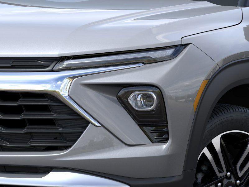 new 2025 Chevrolet TrailBlazer car, priced at $27,345